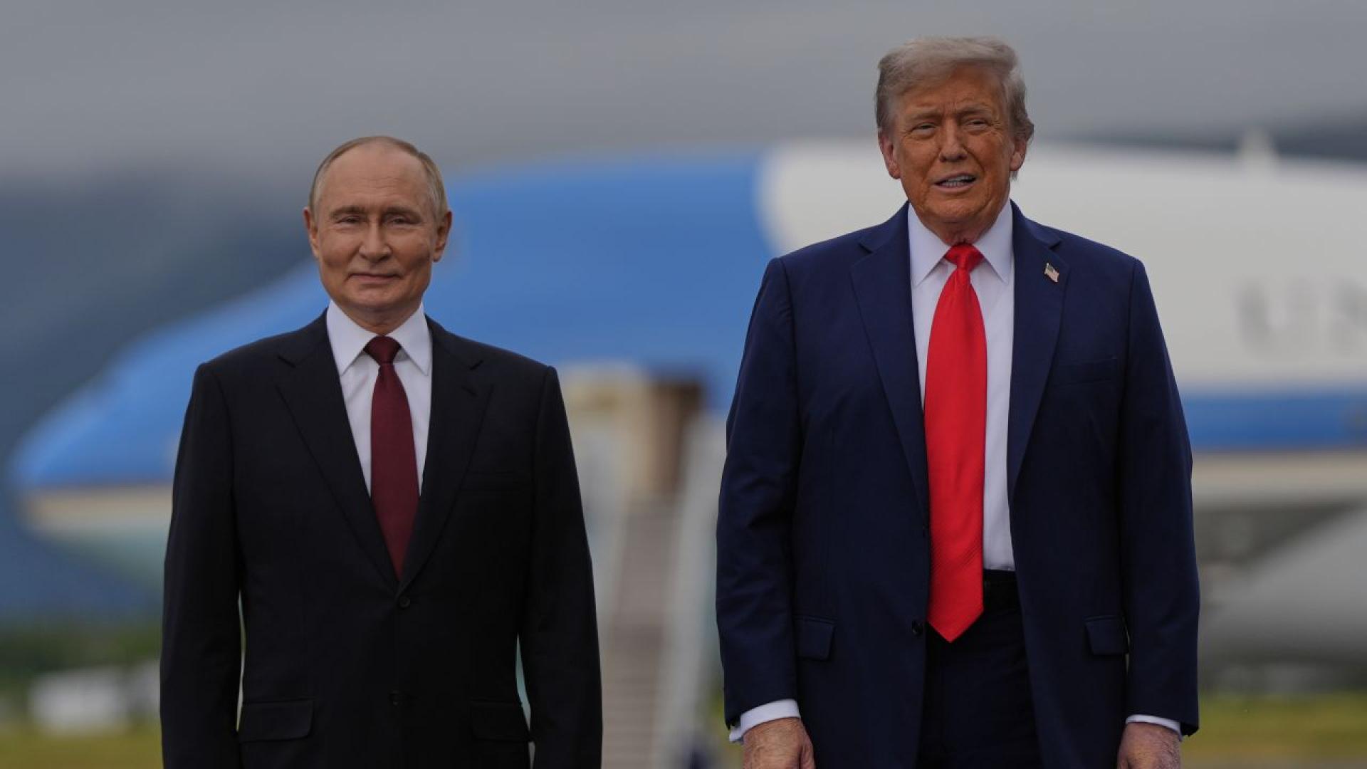 Документи с обозначения на Държавния департамент на САЩ открити в