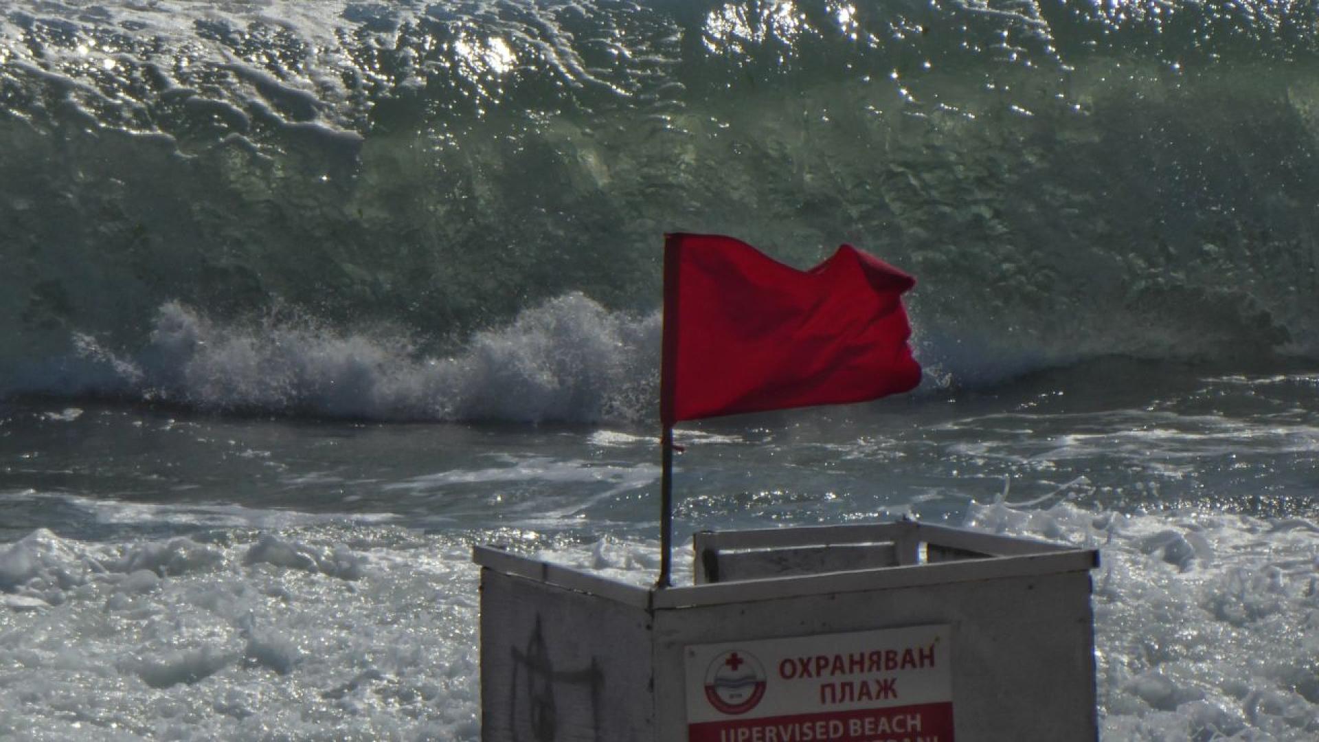 Откриха телата на 14 годишен младеж и неговия 35 годишен роднина които