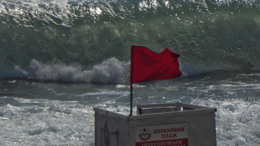 <p>Откриха телата на двамата изчезнали в морето край Слънчев бряг</p>