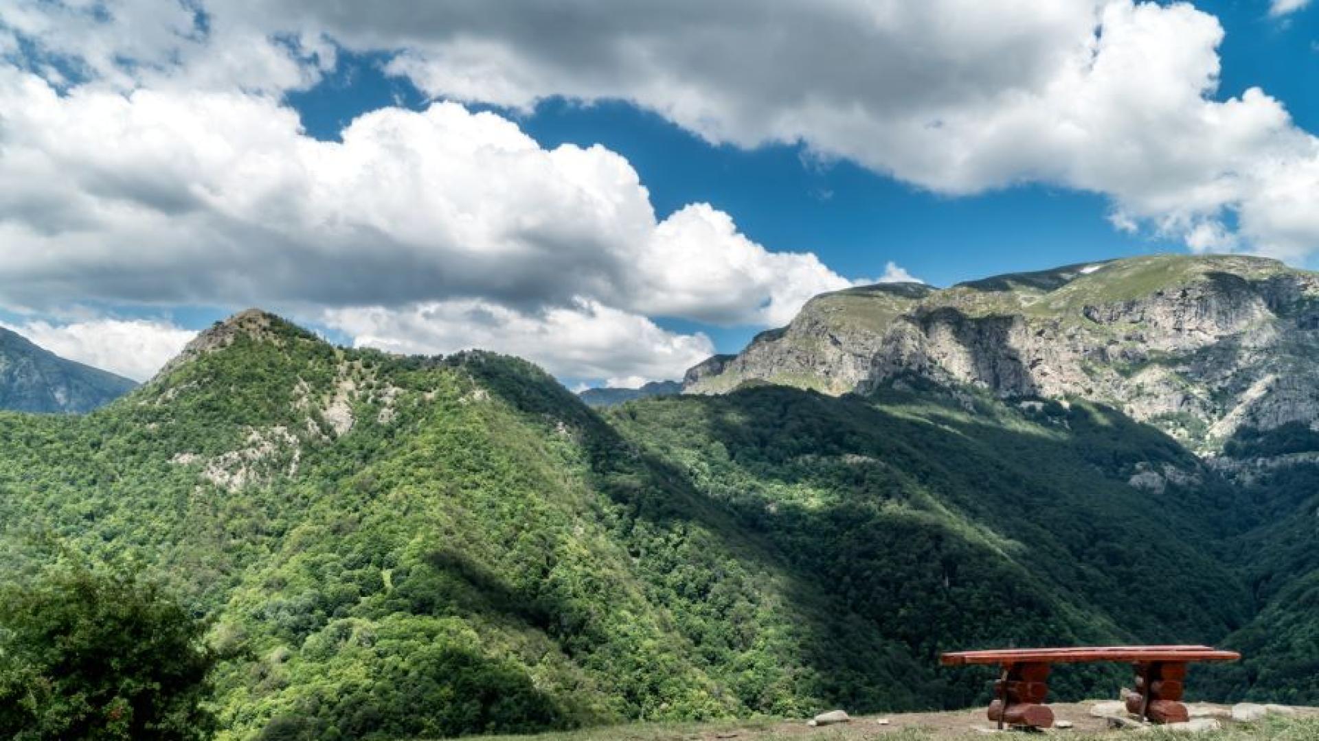 Отрядите на Планинската спасителна служба ПСС към Българския Червен кръст