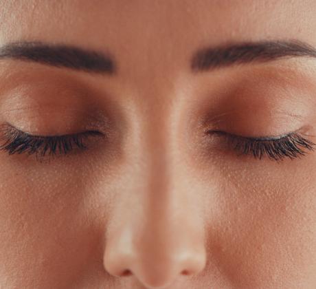 TikTok продължава да ражда микротенденции със скоростта на светлината а