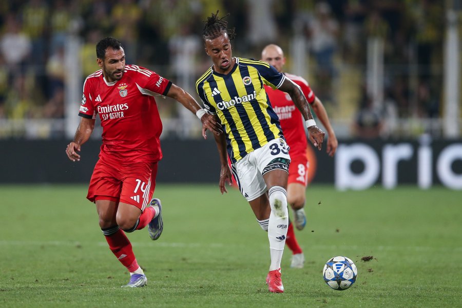 Фенербахче vs Бенфика1