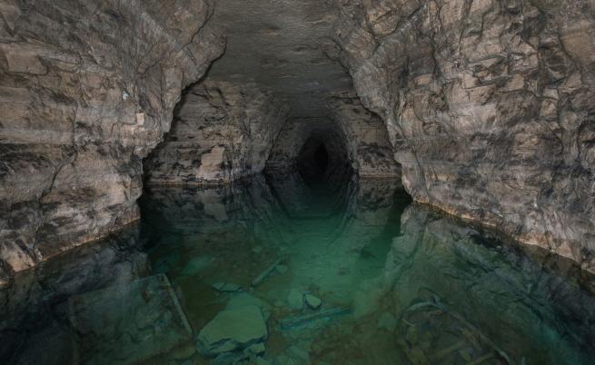 Откриха вода на 2,6 млрд. години – най-старата на планетата