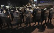 Протести и полиция в Сърбия