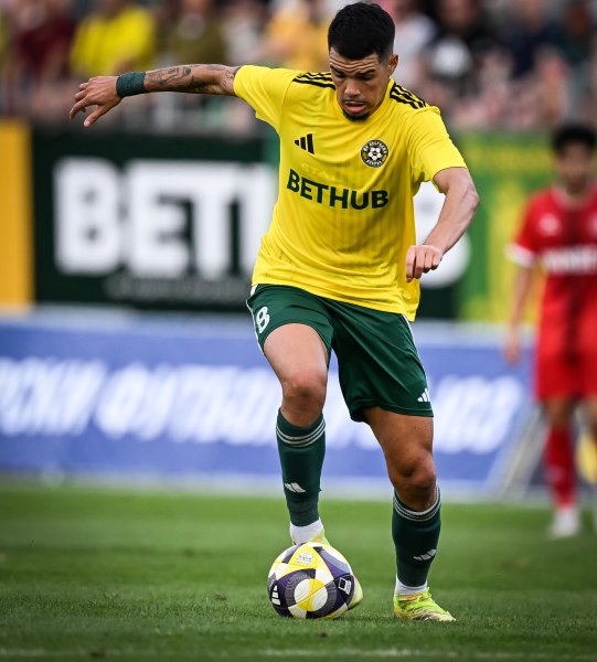 Добруджа Ботев Враца1