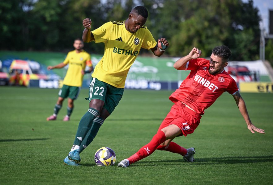 Добруджа Ботев Враца1