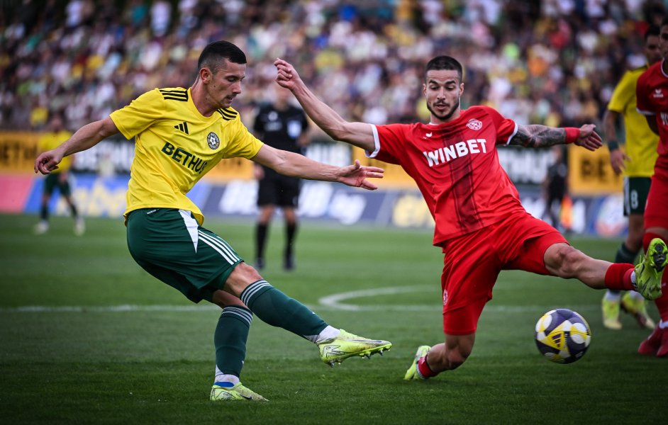 Добруджа Ботев Враца1