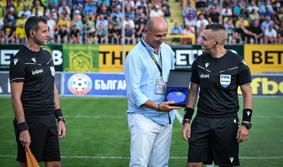 Добруджа Ботев Враца1