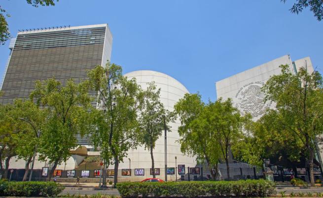 Бой в Сената на Мексико след дебат за военна намеса на САЩ