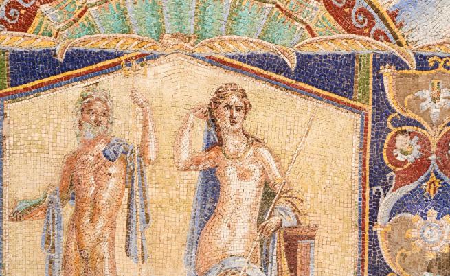 Еротична мозайка, открадната от нацист, е върната в Помпей след 80 години