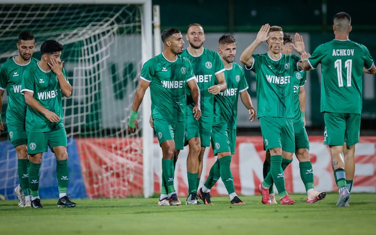 Ботев Враца се преклони пред феновете (видео)