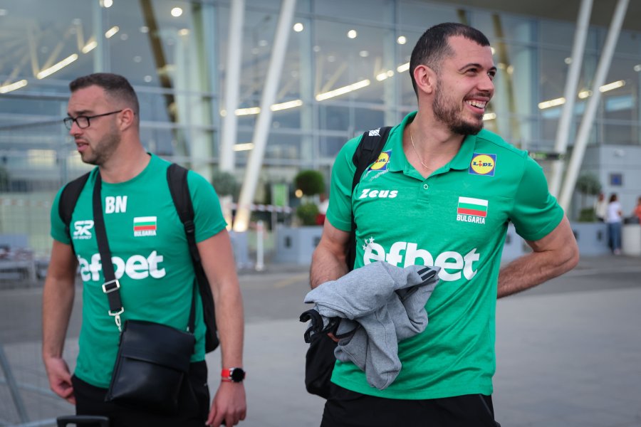Българският национален отбор по волейбол замина за Световното първенство1