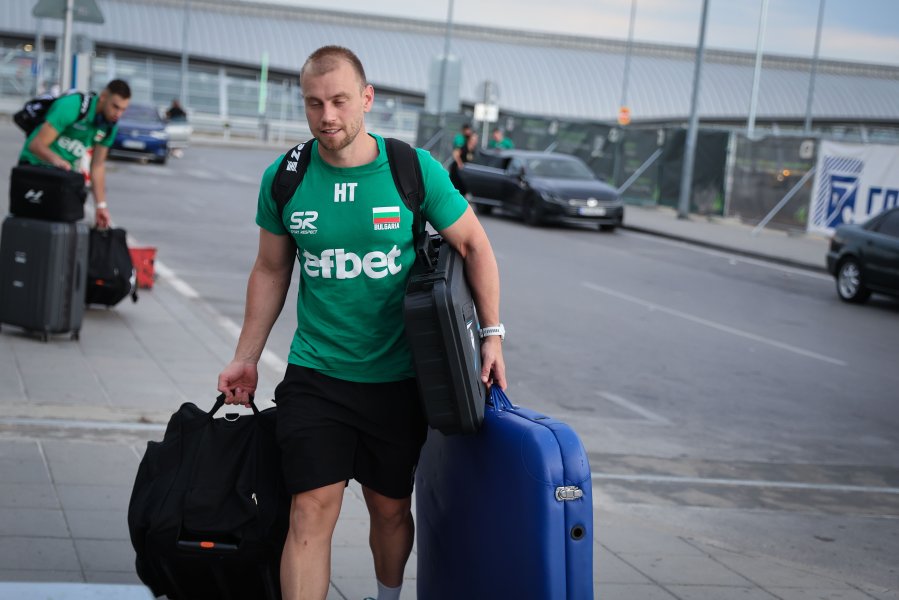 Българският национален отбор по волейбол замина за Световното първенство1