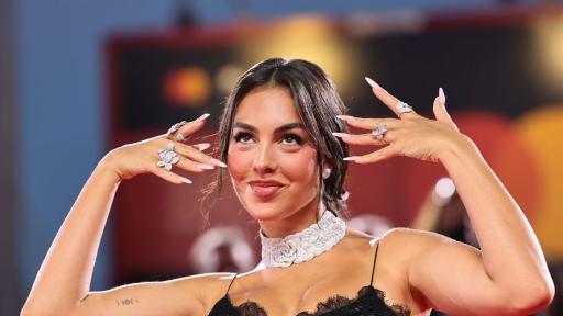 Моден триумф: Джорджина Родригес впечатли Белия дом с легендарна "Оскар" рокля