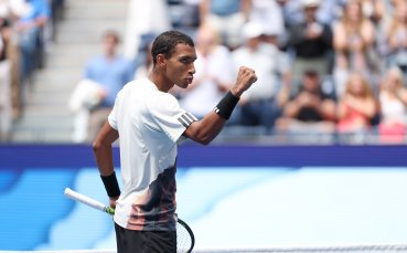 Оже-Алиасим елиминира Рубльов и е на 1/4-финал на US Open