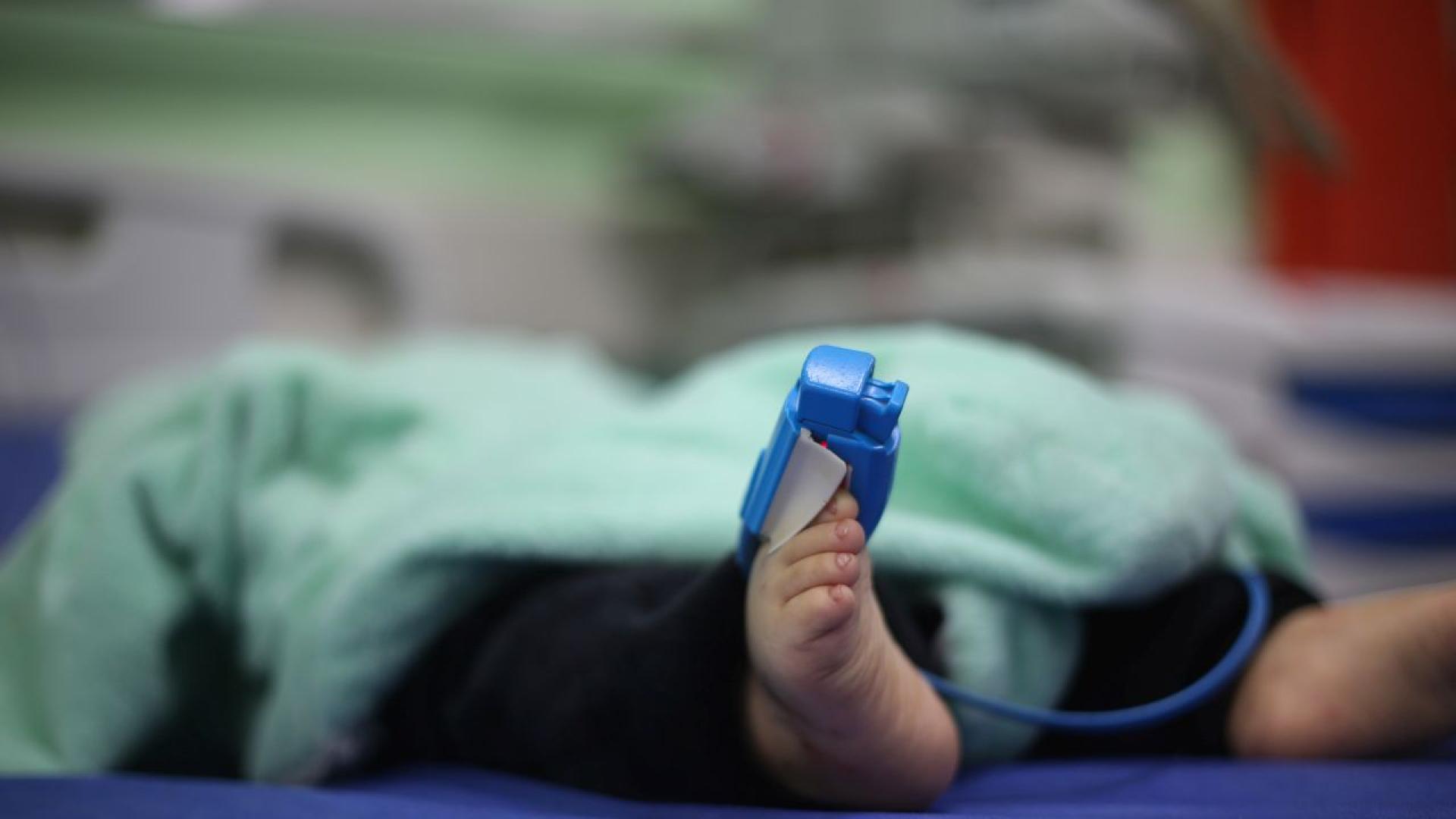 Впоследните снимки Яна Айяд е свита на кълбо с лице