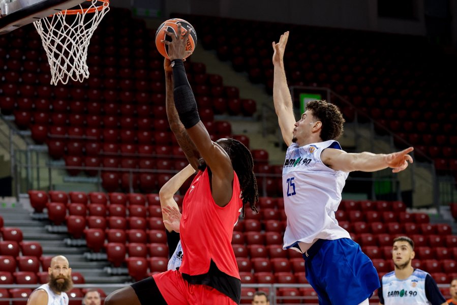 Рилски спортист Апоел Тел Авив1