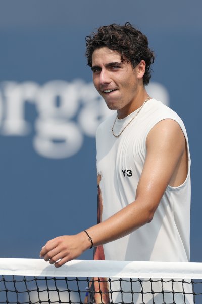 Иван Иванов vs Александър Василев1