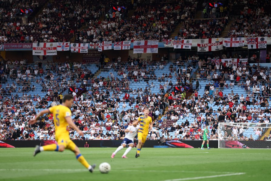 Англия Андора1