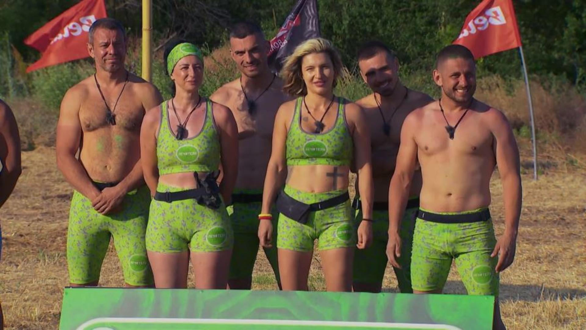 Зрелищна битка с множество обрати напрегнати моменти отборна игра и