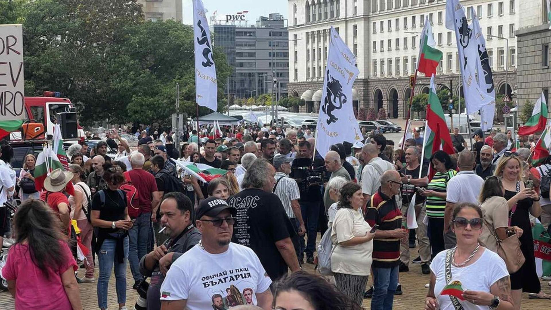 Днес партия Възраждане организира национален протест с искане за оставка