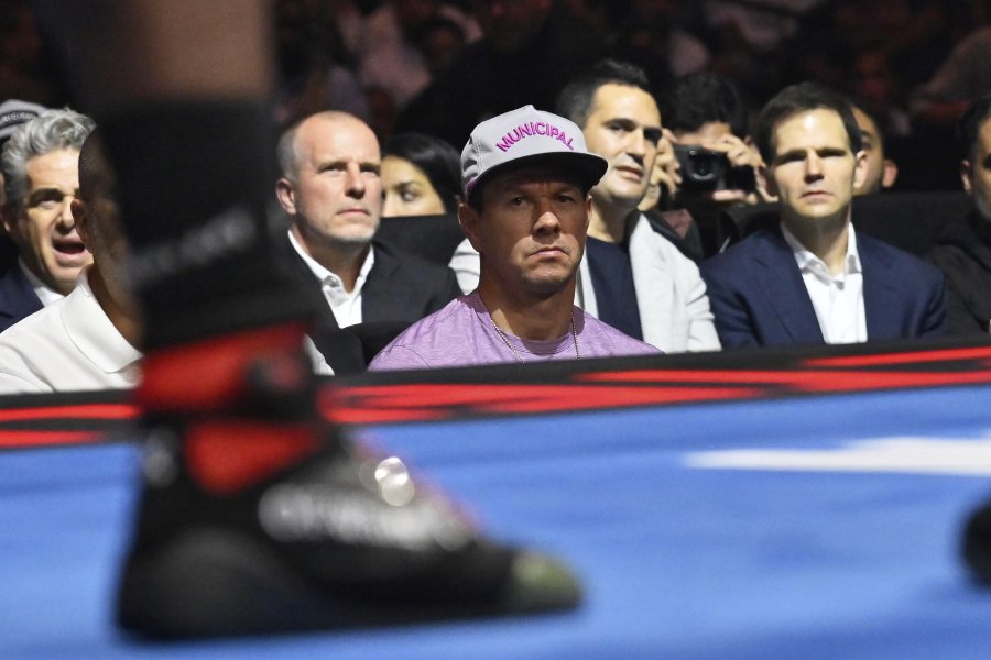 Канело Алварес Терънс Крауфорд1