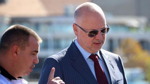 <p>Желязков: Домашната ракия и вино са изконен бит на българина, няма да им посягаме</p>