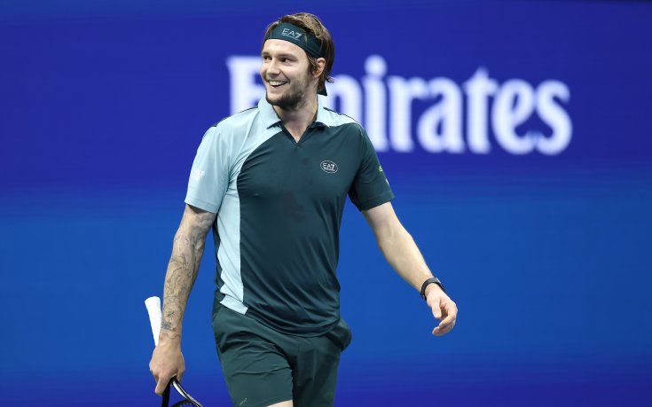 Александър Бублик с четвърта титла за сезона, триумфира в Ханджоу