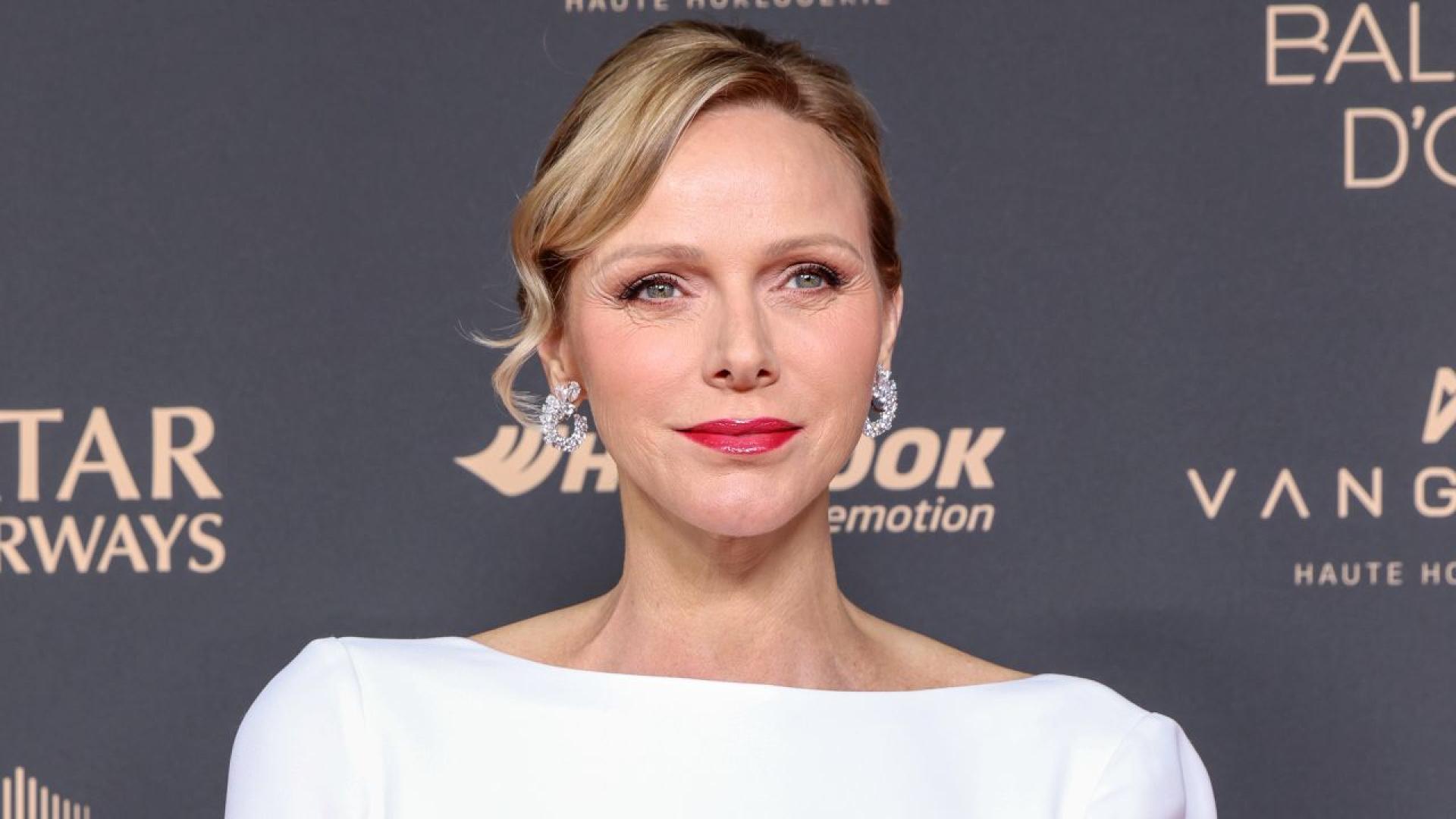 Принцеса Шарлийн сътвори истинска сензация на червения килим с впечатляваща