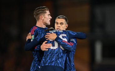 Лежерен Арсенал е в следващия кръг на Купата на Лигата след успех над Порт Вейл