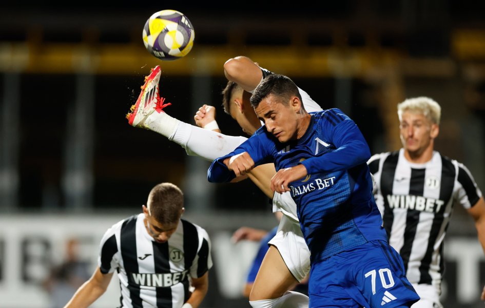 Локомотив Пловдив Левски1