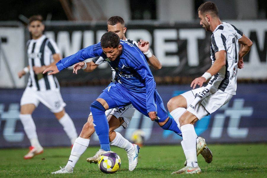 Локомотив Пловдив Левски1