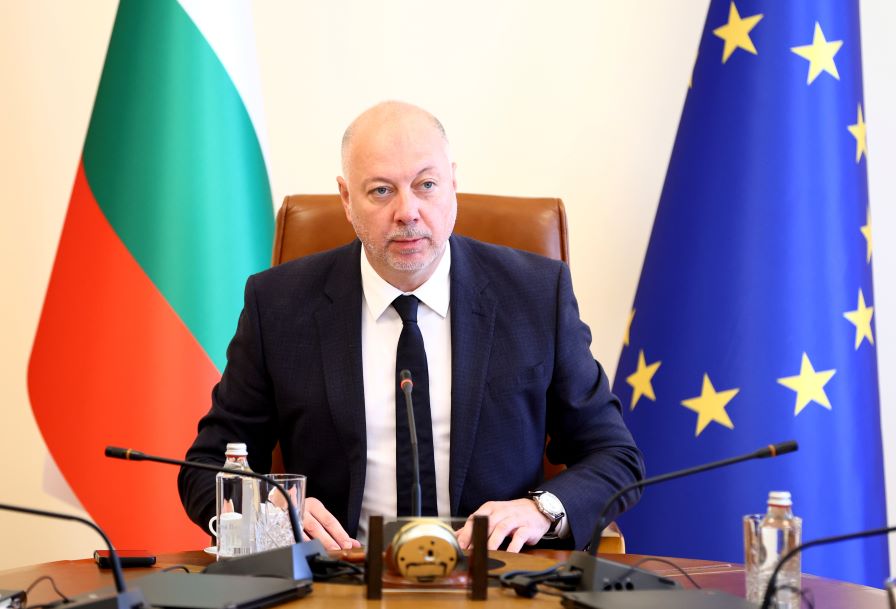 Желязков: Работим за увеличаване на добавката към пенсията на починал съпруг