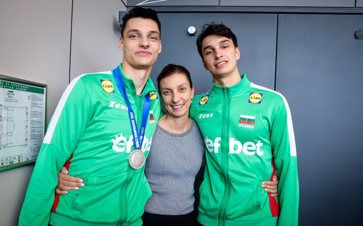 Алекс Николов отново лидер за Чивитанова при успеха над Кунео