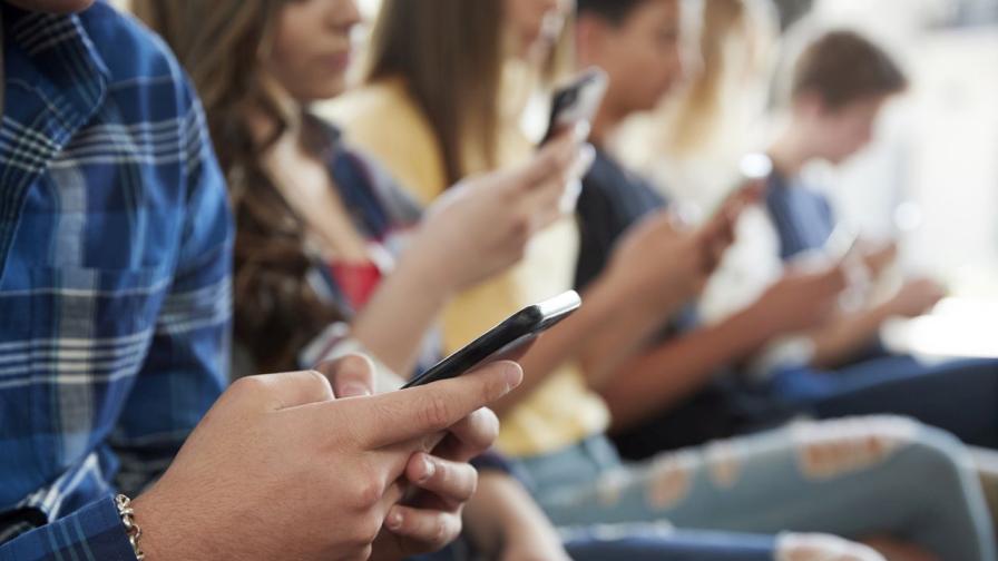 TikTok препоръчва порнография на деца, разкрива нов доклад