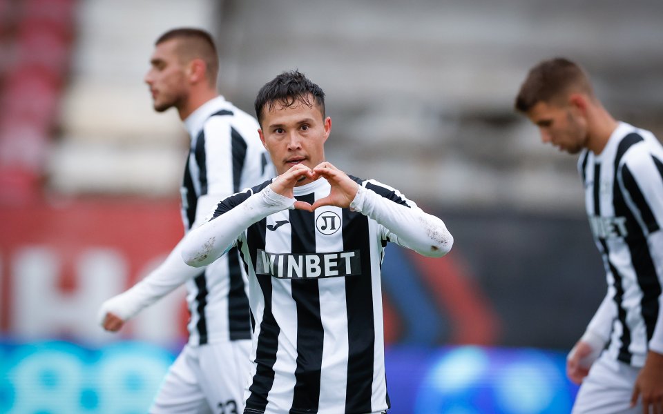 Умарбаев и Переа се завръщат за Локомотив Пд срещу Монтана