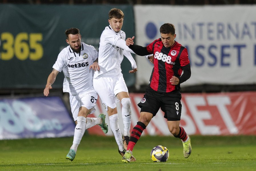 Славия Локомотив София1