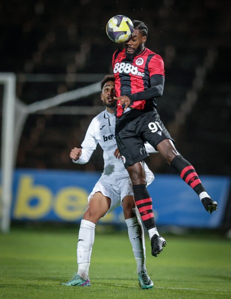 Славия Локомотив София1