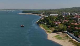 Гора вместо вода: Нивото на водата в Дунав край Лом е критично ниско