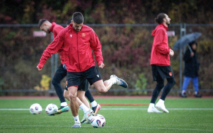 Четирима не излязоха за първата тренировка на националния тим