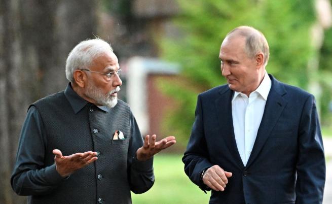 Моди поздрави Путин по повод рождения му ден