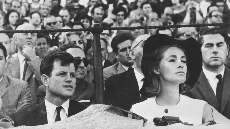 Джоан Кенеди почина на 89 години
