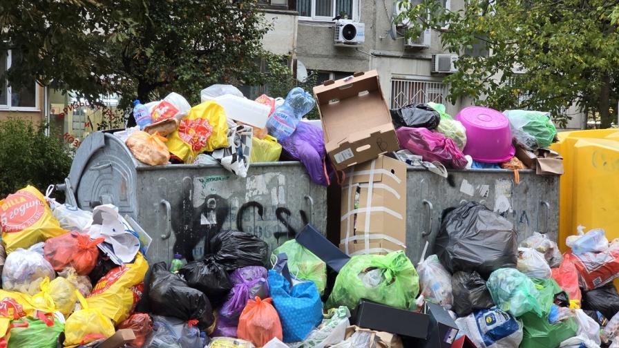 Кризата със сметосъбирането в 