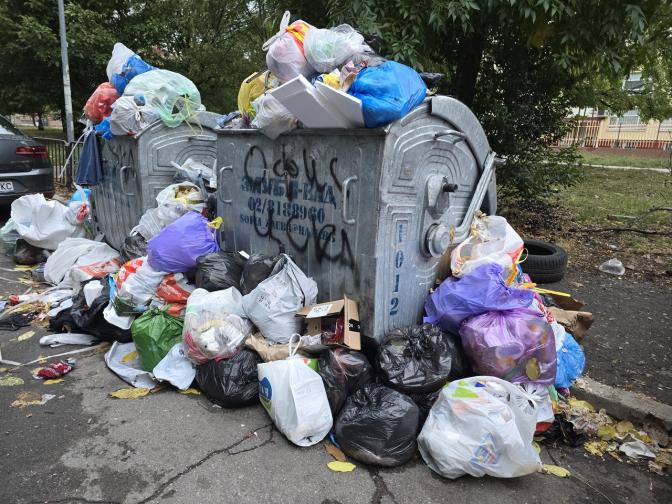 Кризата със сметосъбирането в Люлин и Красно село