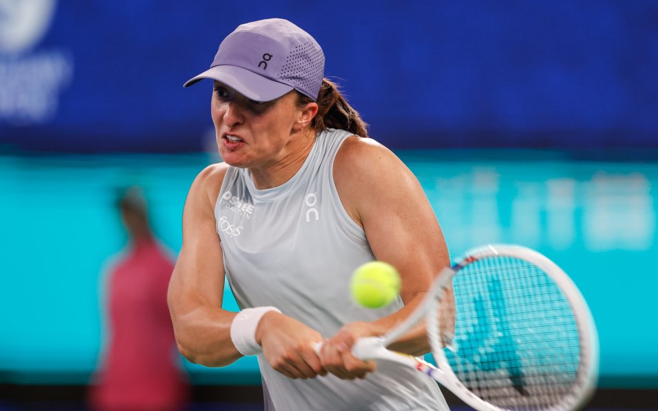 Белинда Бенчич - Ига Швьонтек 0:2 сета / WTA 1000, Ухан, 1/8-финал, 09.10.2025 г.