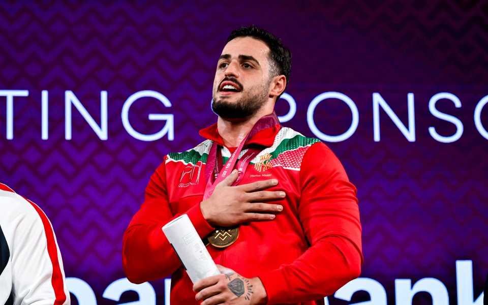 Легенда за Карлос Насар: Знаят, че тук има проблем и от чужбина го бомбардират