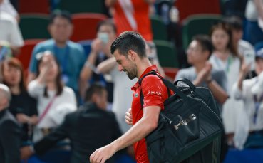 Джокович пак не успя да стигне до финал, спря го световният №204