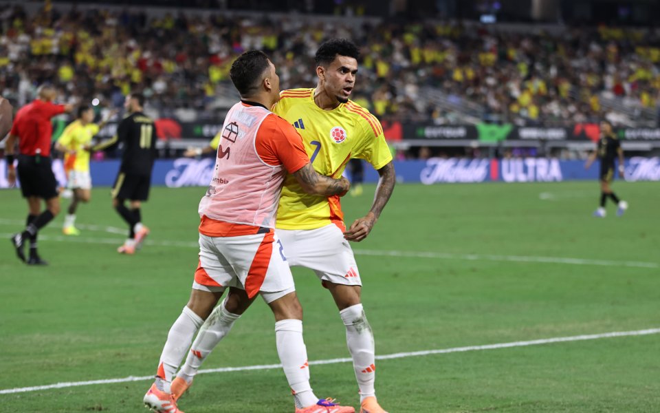 Колумбия разби Мексико в контрола