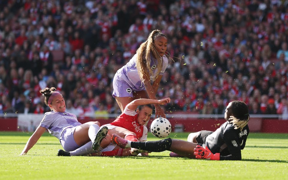 Стряскащи сцени на мача на Арсенал в Лондон