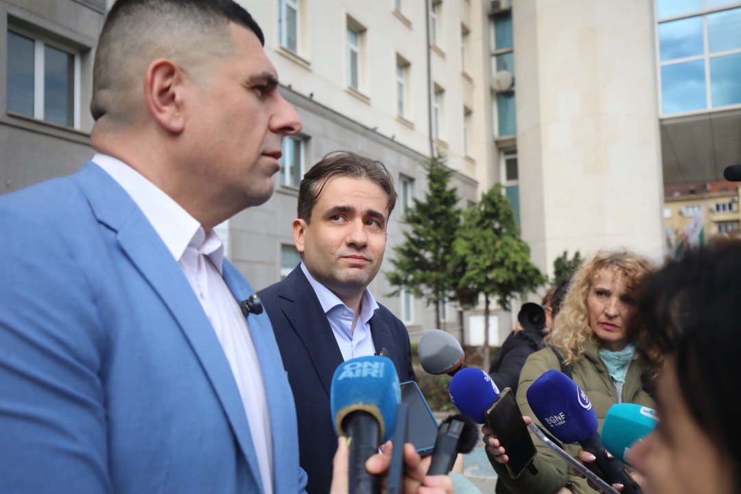 <p>ДБ търси подкрепа от ПП и ДСБ за оспорване на резултатите от изборите в Пазарджик.</p>